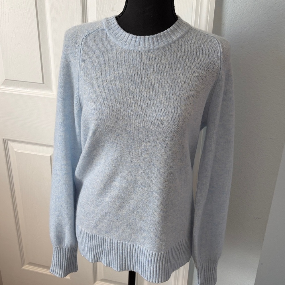 The Limited Cashmere NWT  baby blue sweater size large